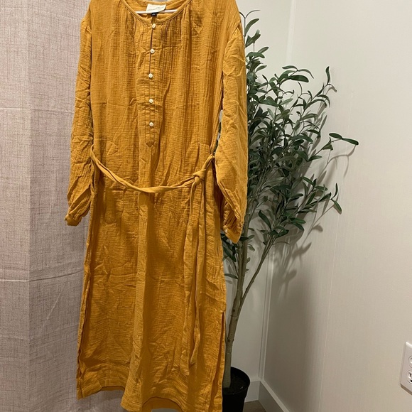 Universal threads mustard dress - Picture 2 of 6